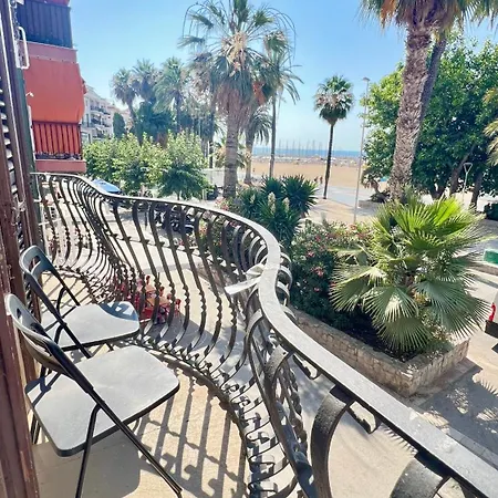 Appartement Seafront Batllo *